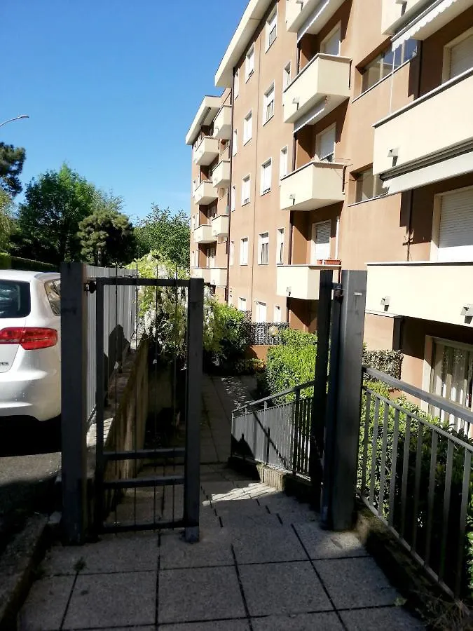 Casetta Con Terrazza Como Apartament